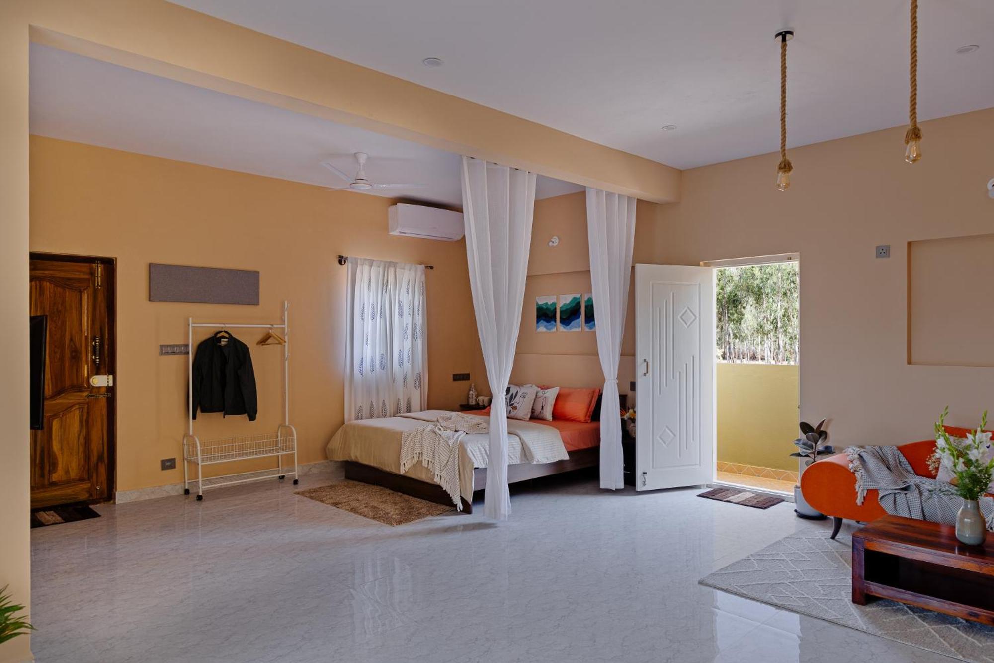 Moonlight Manor- Luxury Escape Villa Bangalore Bagian luar foto